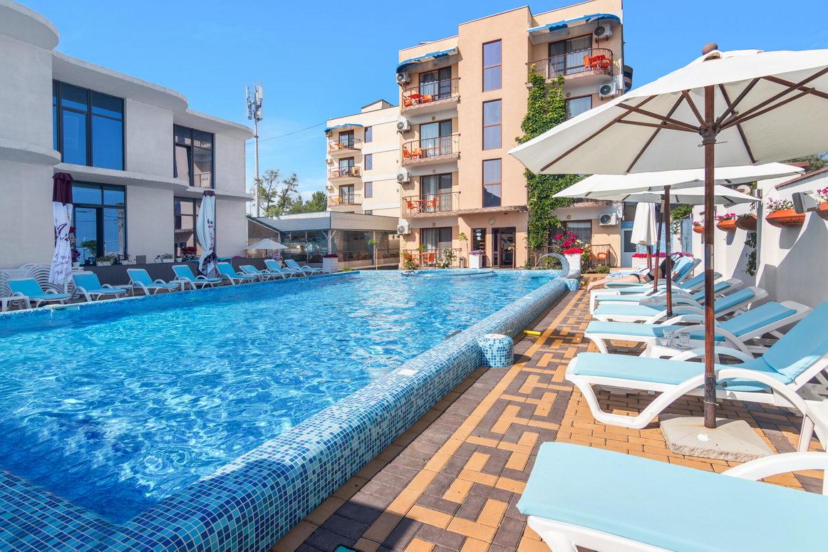 Hotel Grand More Zatoka Luaran gambar